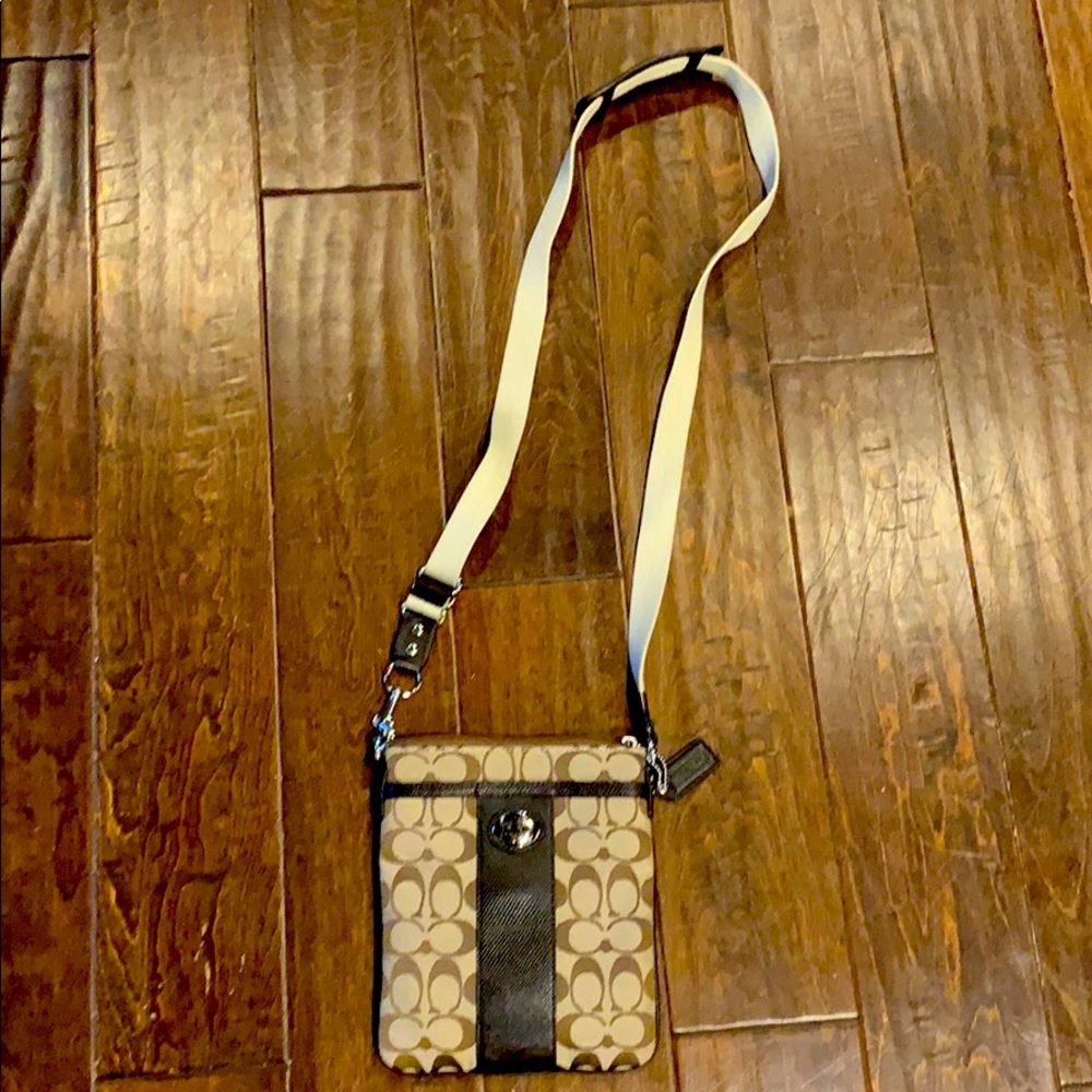 Coach Signature Crossbody